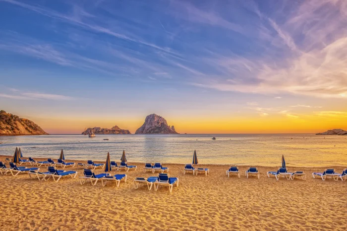 image of beach in Spain at sunset